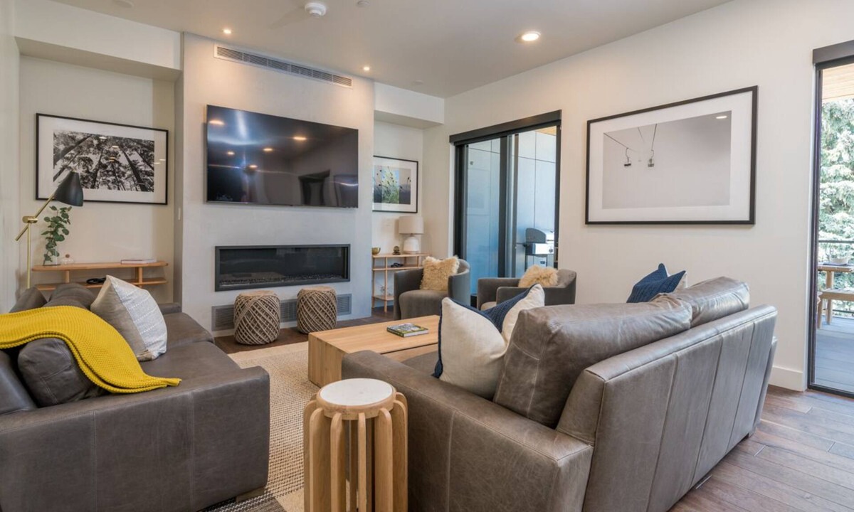Ketchum Condo | Stunning Condo in Downtown Ketchum