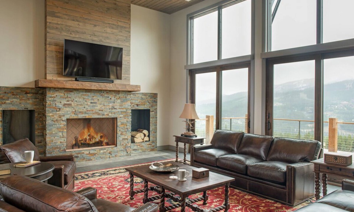 Big Sky House | Stunning Home with Beautiful Lone Peak Views! Hot Tub