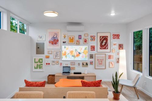 Concordia House | Stylish 2BR Duplex Near Alberta Arts District