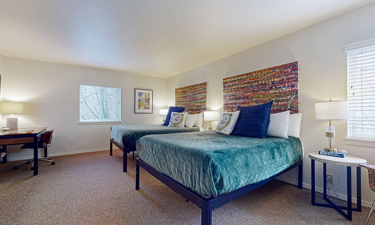 Port Townsend House | Stylish hotel suite just steps away from Downtown Port Townsend