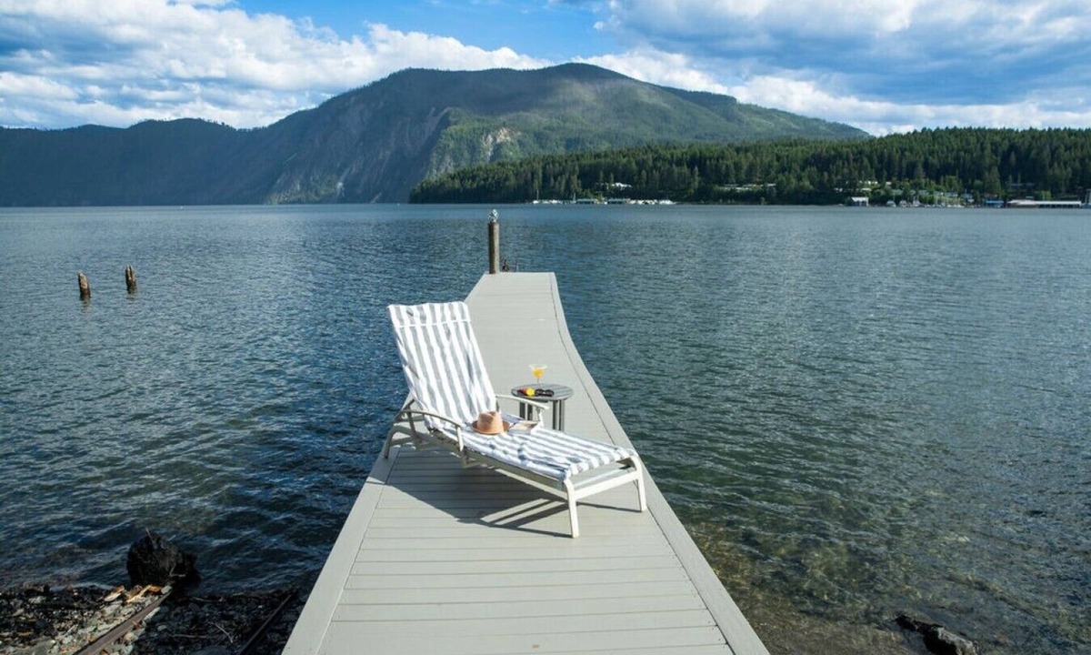 Bayview Cabin | Stylish Waterfront Retreat in Bayview-Boat Dock