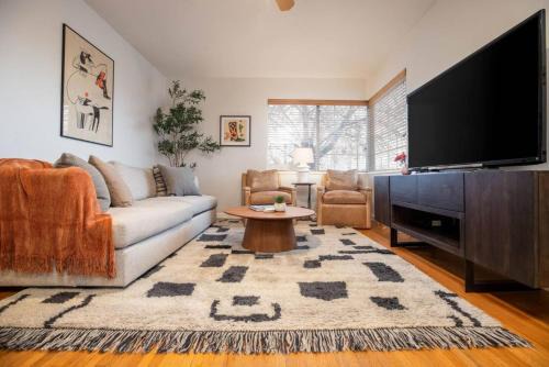Sugar House House | Sugar House Basecamp - 30 Minutes to Ski Resorts