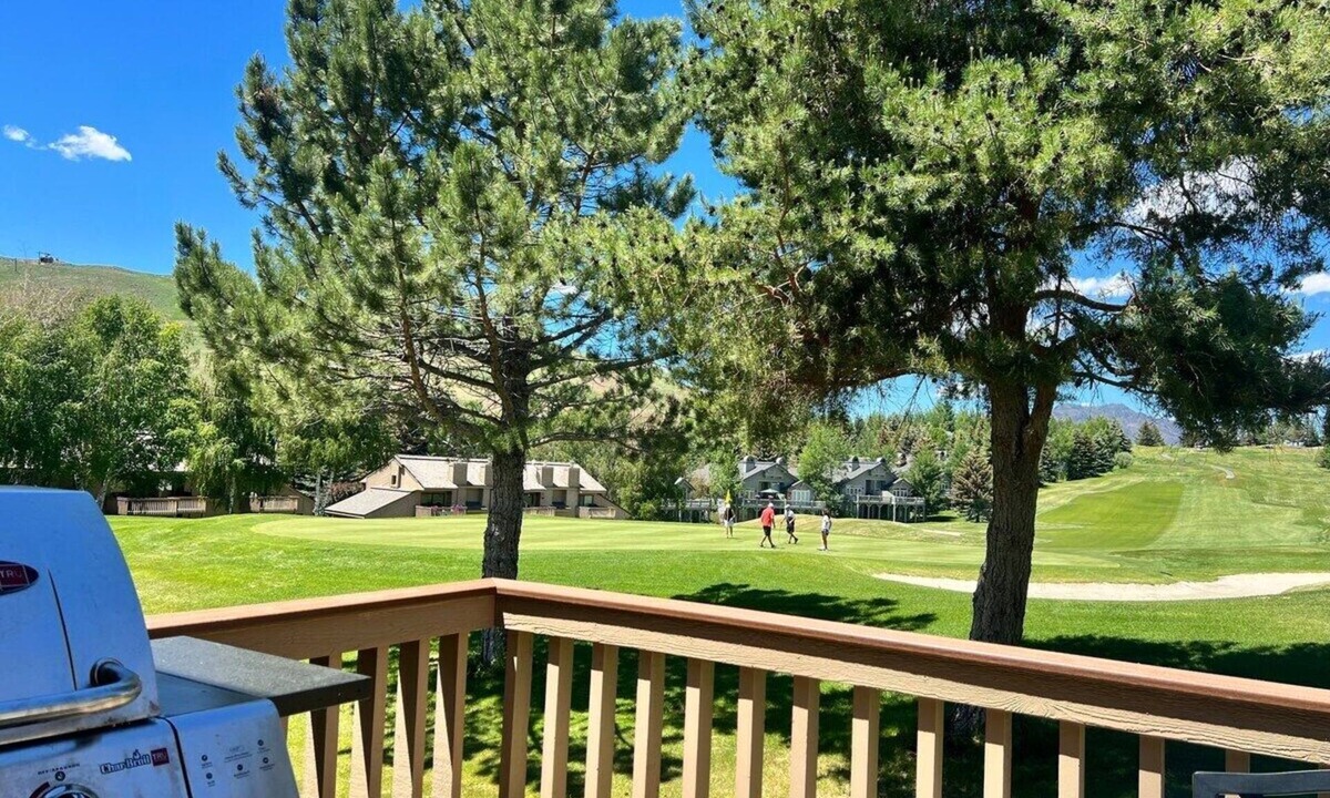 Elkhorn Village Condo | Sun Valley Condo on the Green with Dollar Views