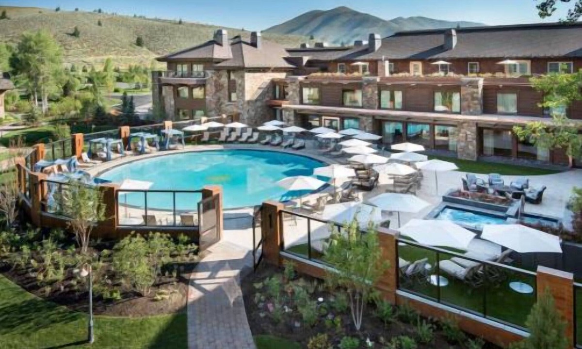 Elkhorn Hotel | Sun Valley Resort, Three Bedroom Lodge Apartment | 2 Units