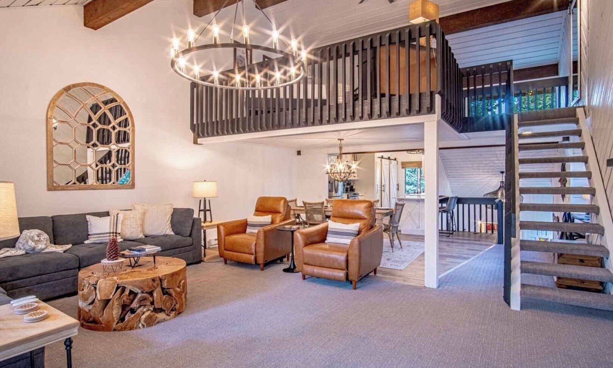 Elkhorn Village Condo | Sunburst 33 - 3BD + Loft + Resort Amenities