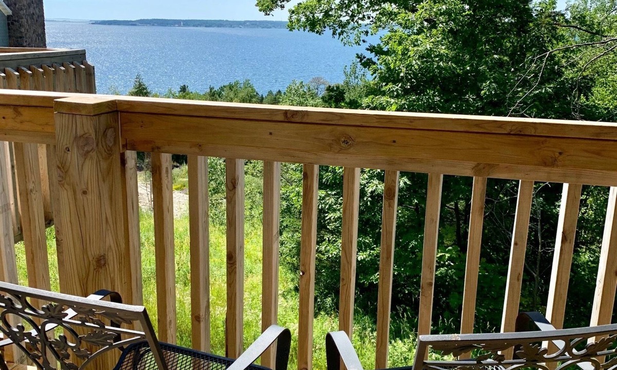 Mackinac Island Hotel | Sunset Condominiums