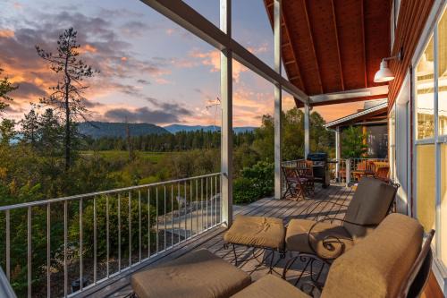 Dover Bay House | Sunset Cottage Dover Bay ID
