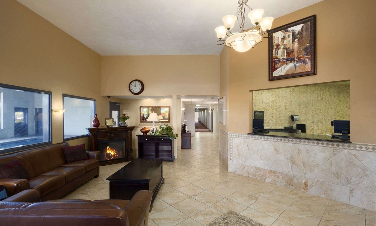 Tri-Cities Hotel | Super 8 by Wyndham Kennewick