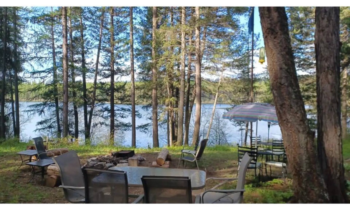 Olney RV Rental | Swans Nest Cabin 4/ 1 King
