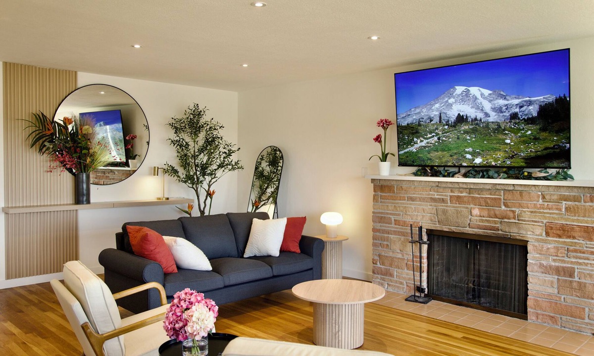 West End House | Tacoma Vista Retreat