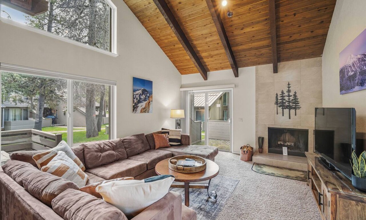 Tennis Village Condo | Tennis Village Escape with Access to Exclusive Golf