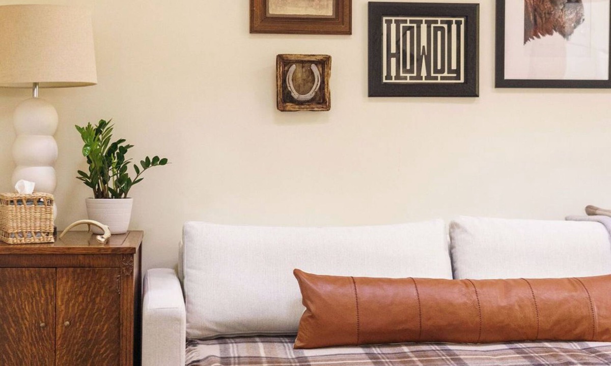 Bend House | The Arrow Cottage
