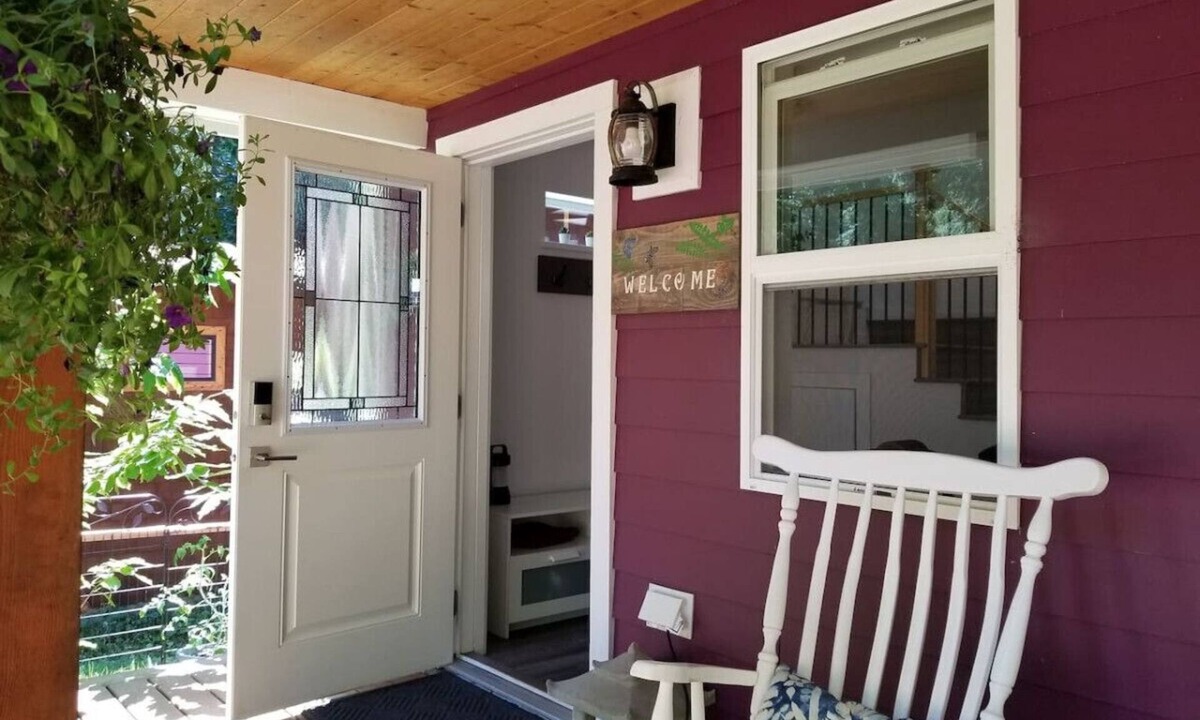 Point Roberts House | The Cottage on Claire