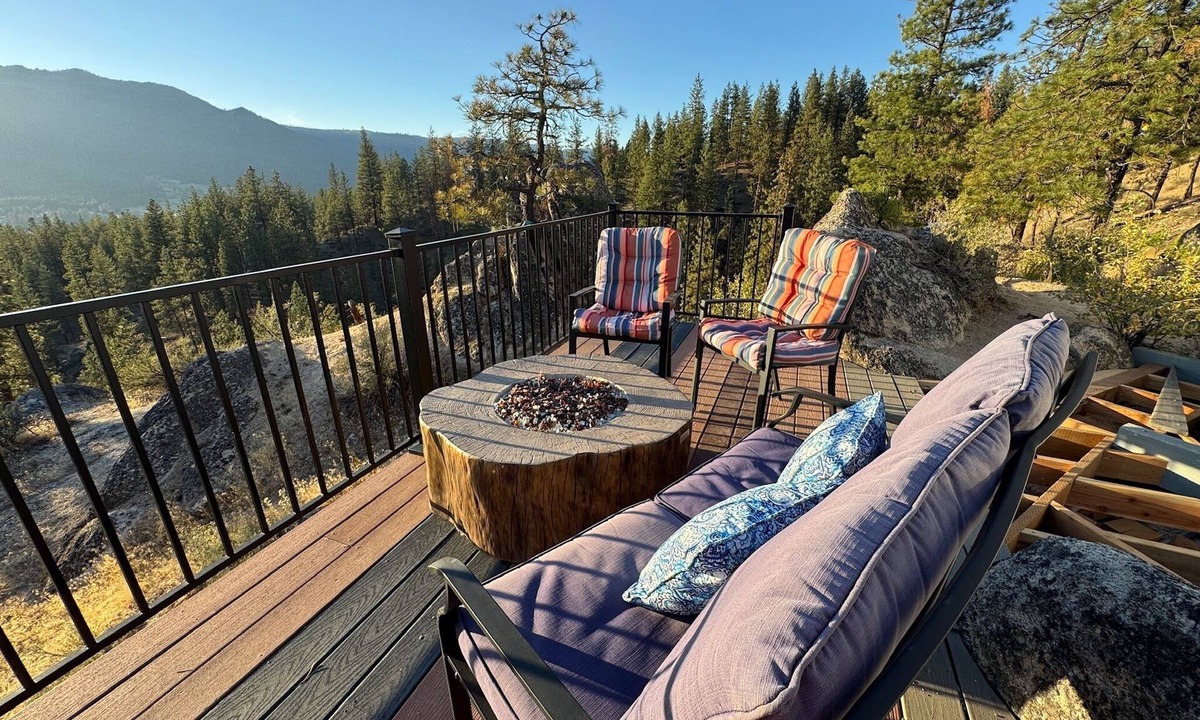 Garden Valley Cabin | The Domestead- A Romantic Glamping Hideaway