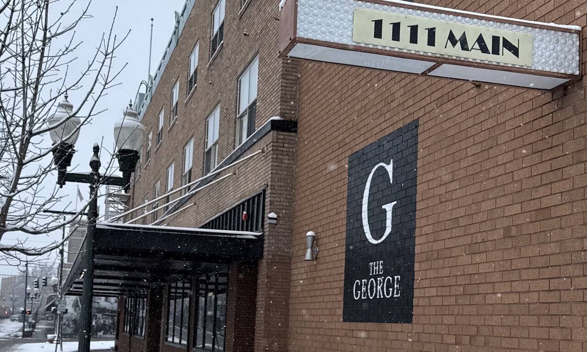 Downtown Klamath Falls Apartment | The Historic George Hotel
