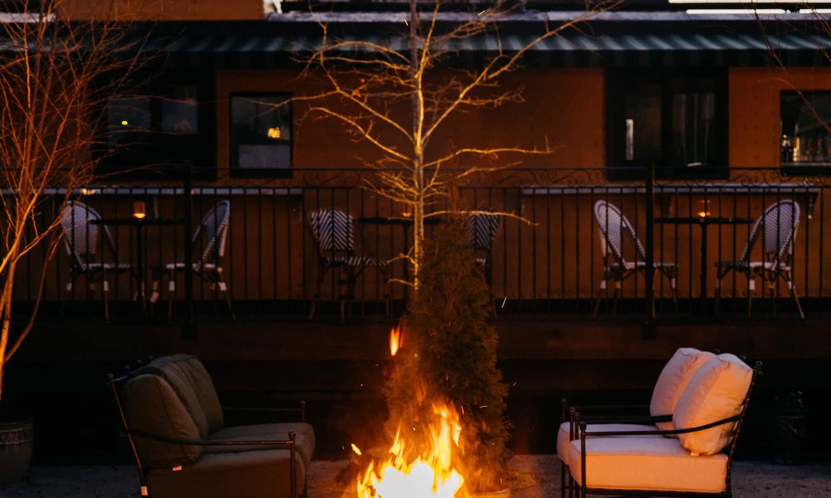 Downtown Chattanooga Hotel | The Hotel Chalet at The Choo Choo