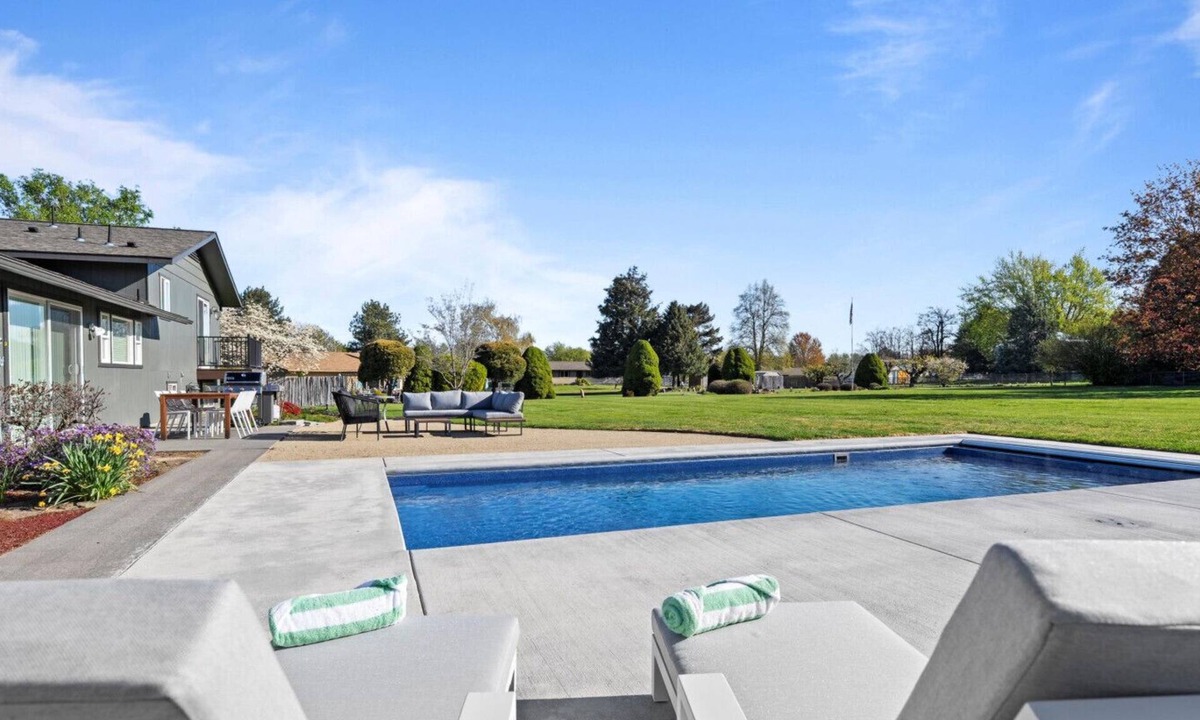 Walla Walla House | The Maren Bleu - A Modern Oasis