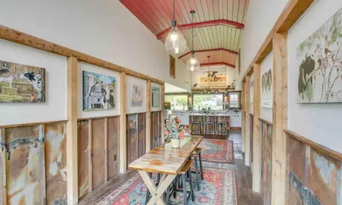 Turnerville House | The Milking Parlor - Pickleball, Tetons, Jackson, snowmobiling
