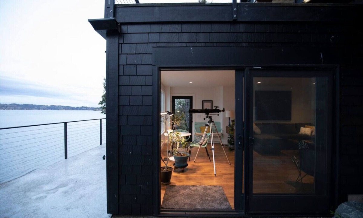 West Hills House | The Waterwheel - Waterfront Retreat on Dyes Inlet