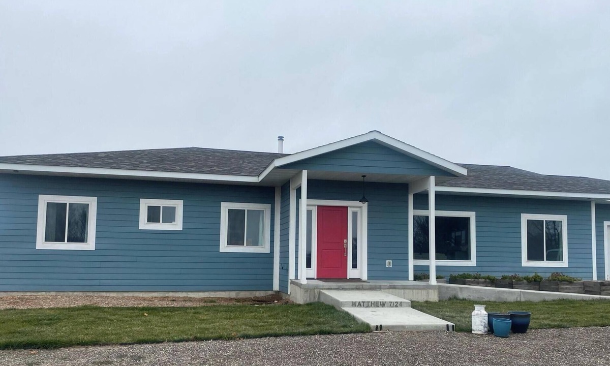 Corvallis House | The Winners Circle