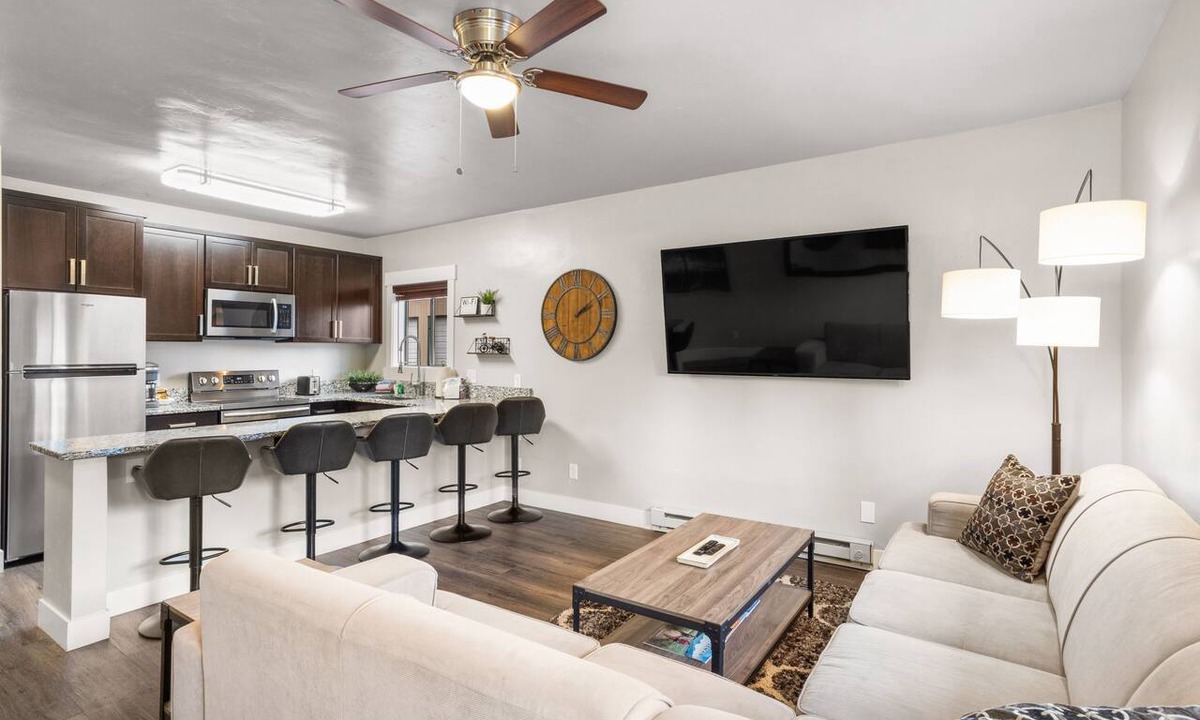 West Yellowstone Apartment | The Yellowstone Hideaway Unit B: Cozy 1-bedroom condo, just 1 minute from Yellowstone!