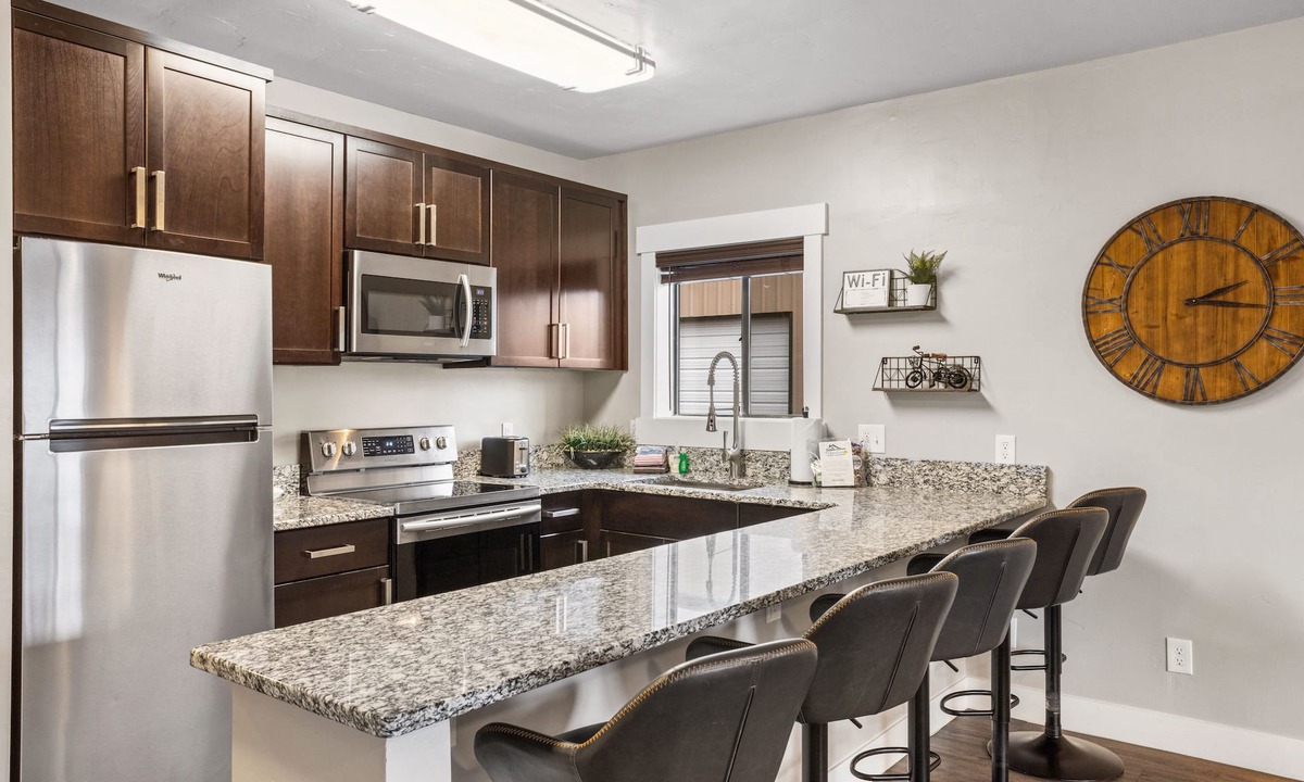 West Yellowstone Apartment | The Yellowstone Hideaway Unit B