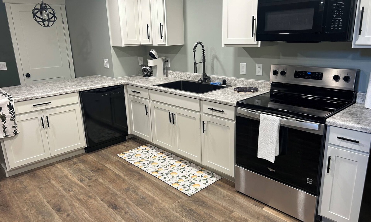 Southgate Triangle House | Thirty-Six Street Retreat
