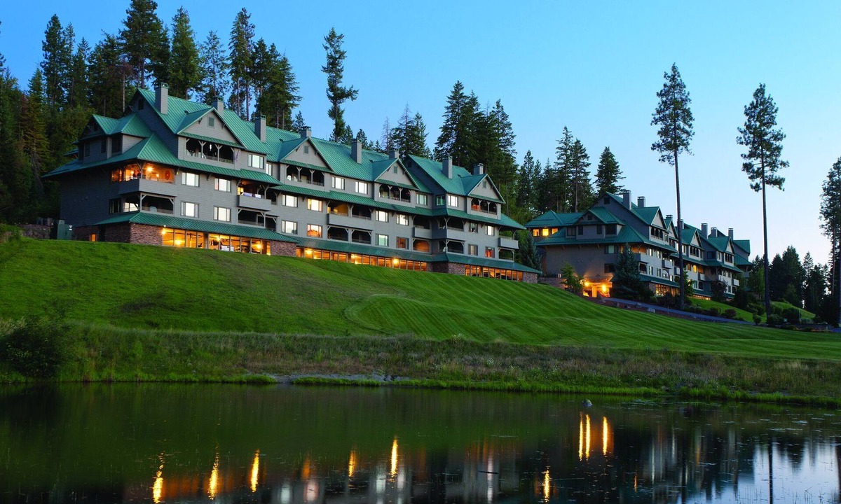 Coeur d'Alene Resort | This resort & location is simply Heaven !