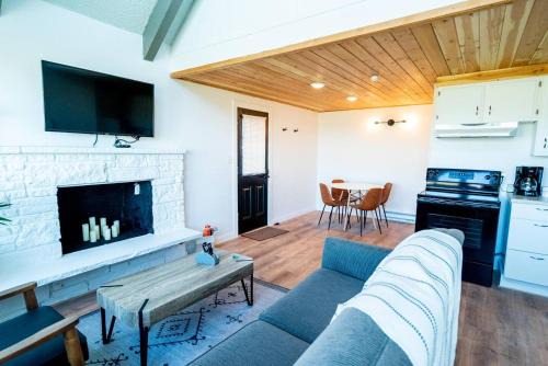 Ocean Shores Ski Chalet | Tidal House #10 - Ocean Shores Chalet