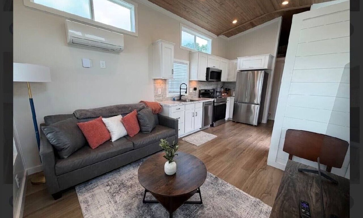 Vicksburg House | Tiny home on the Mississippi River