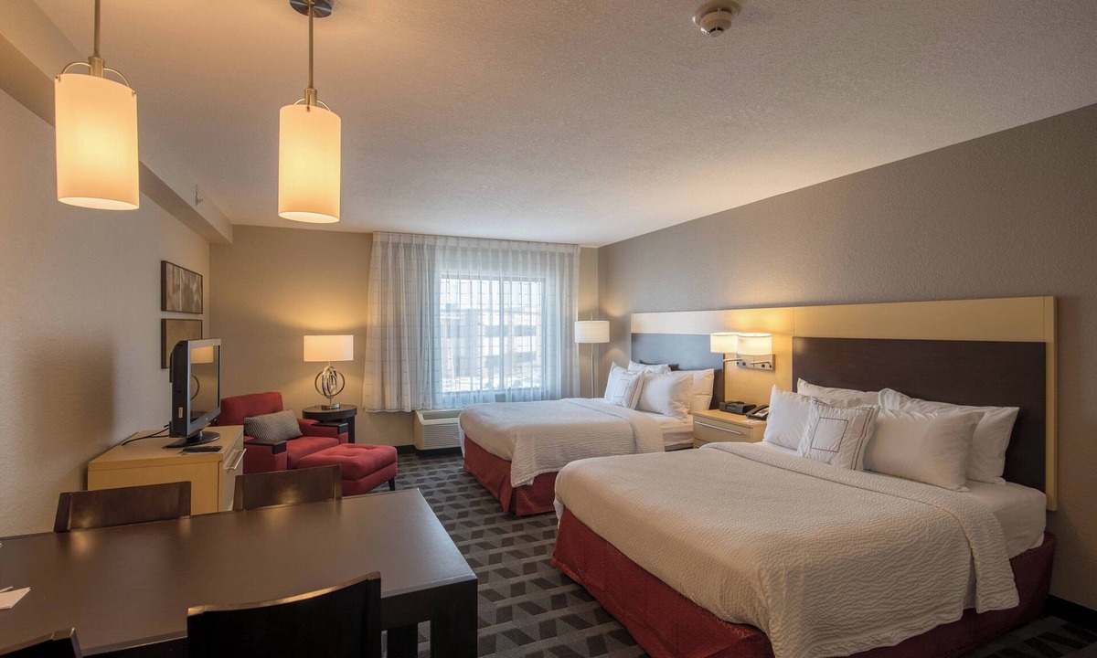 Bonneville Hotel | TownePlace Suites by Marriott Orem