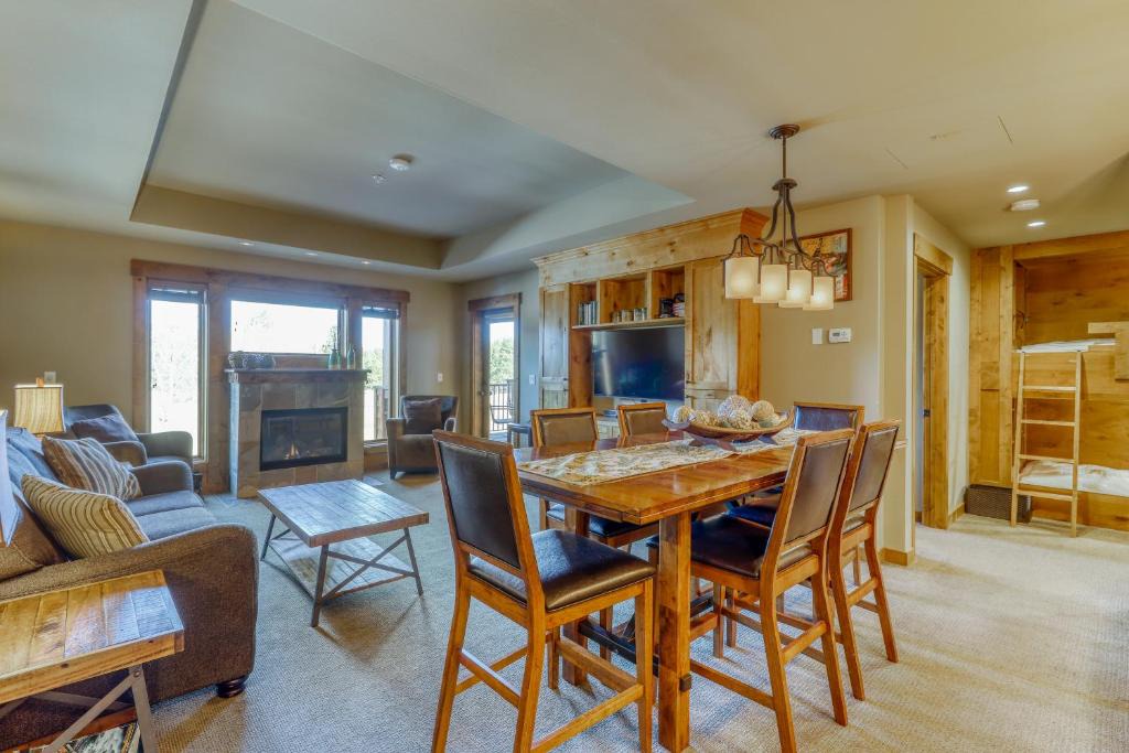 Cle Elum Apartment | Trailhead Lodge #201