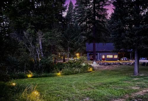 Chattaroy House | Tranquil Nature Retreat on 12 acres!