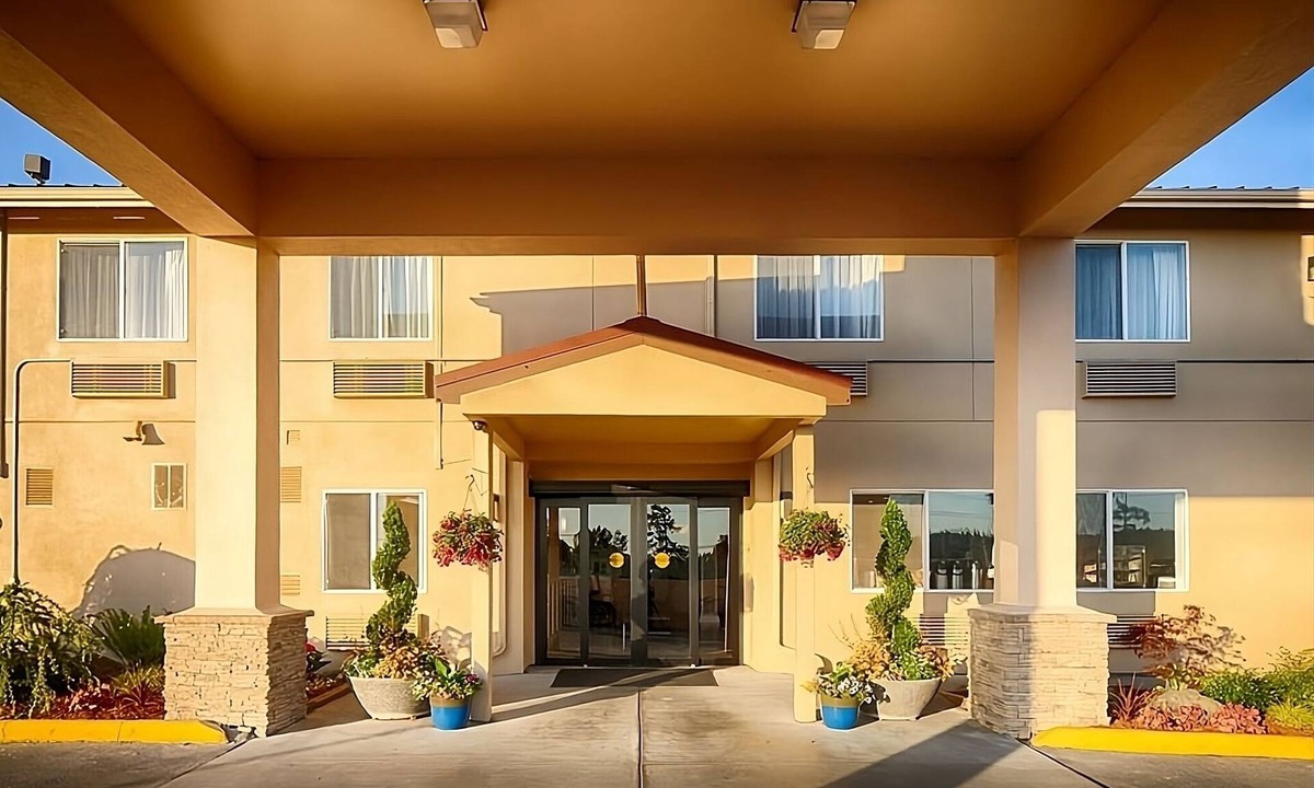 Sequim Hotel | Treat Your Kids at Museum and Art Center! Within Walking Distance of Property!