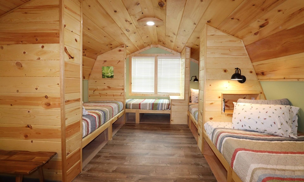 Morganton Cabin | Trout Lily Cabin at Maple Ridge Creek, N GA Mtns