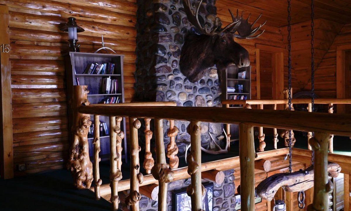 Dubois Cabin | Twin Pines Lodge & Cabins