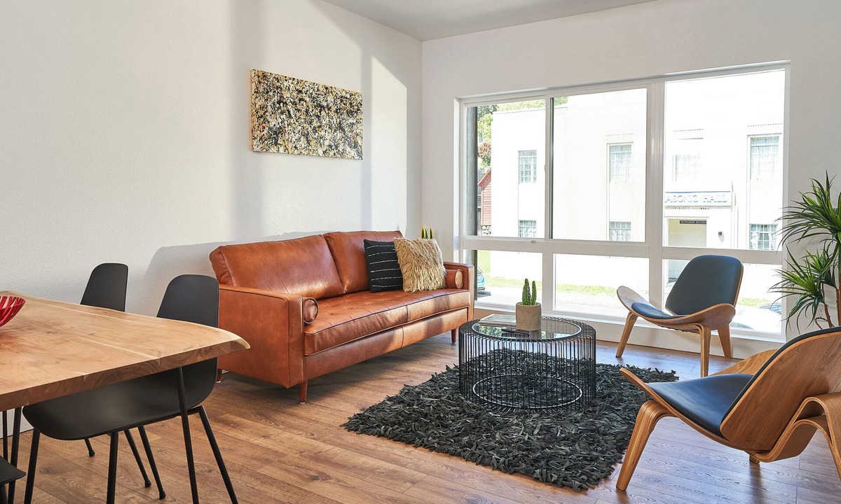 White Salmon Apartment | Two-bedroom penthouse-located downtown White Salmon, suite 14