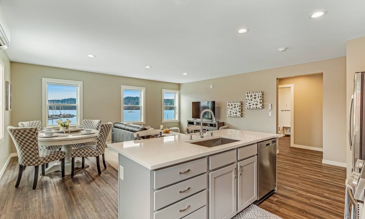 Poulsbo Condo | Two waterfront condos with High-Speed WiFi and Private Washer/Dryer Sets!
