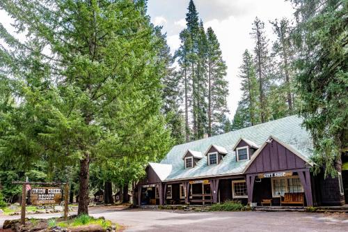 Prospect Resort | Union Creek Resort