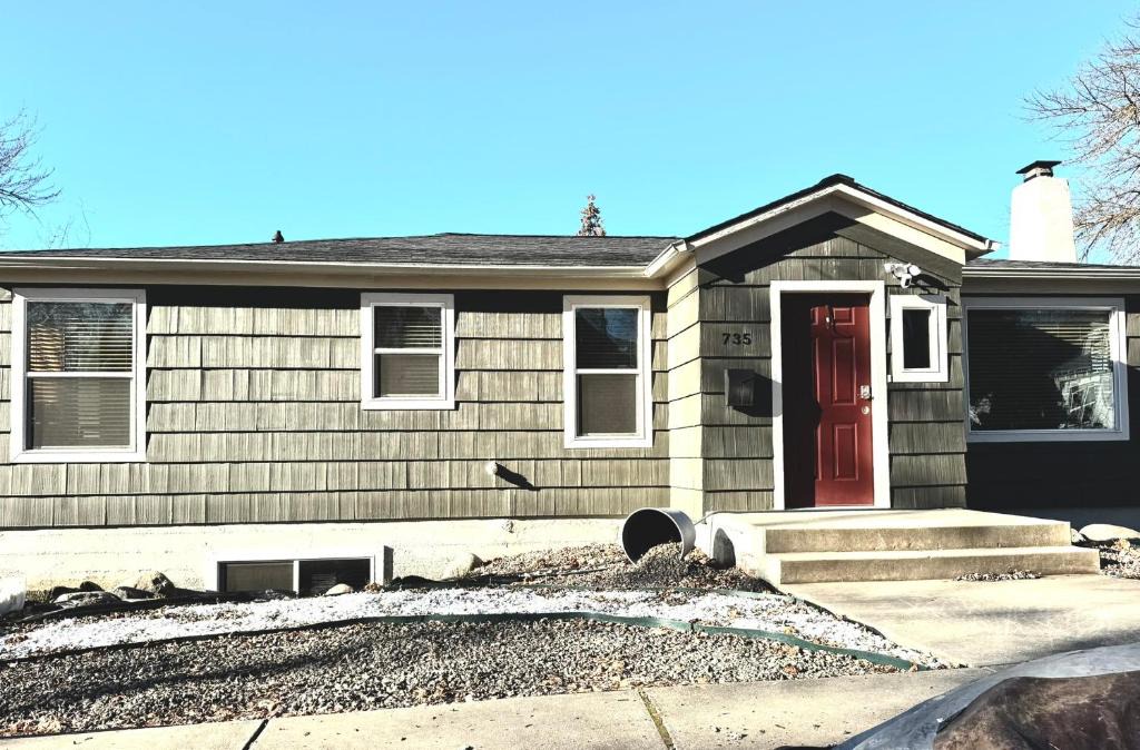 Coeur d'Alene House | Unwind at a Charming Downtown Coeur d Alene Oasis
