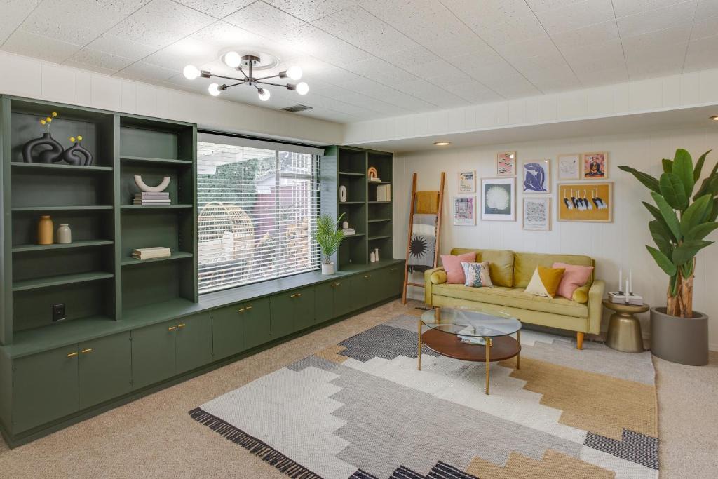 Central Tacoma House | Updated Tacoma Home with Fire Pit!