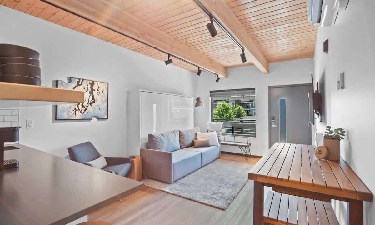 West Central Apartment | Uprise 5 Bridgewater Lofts