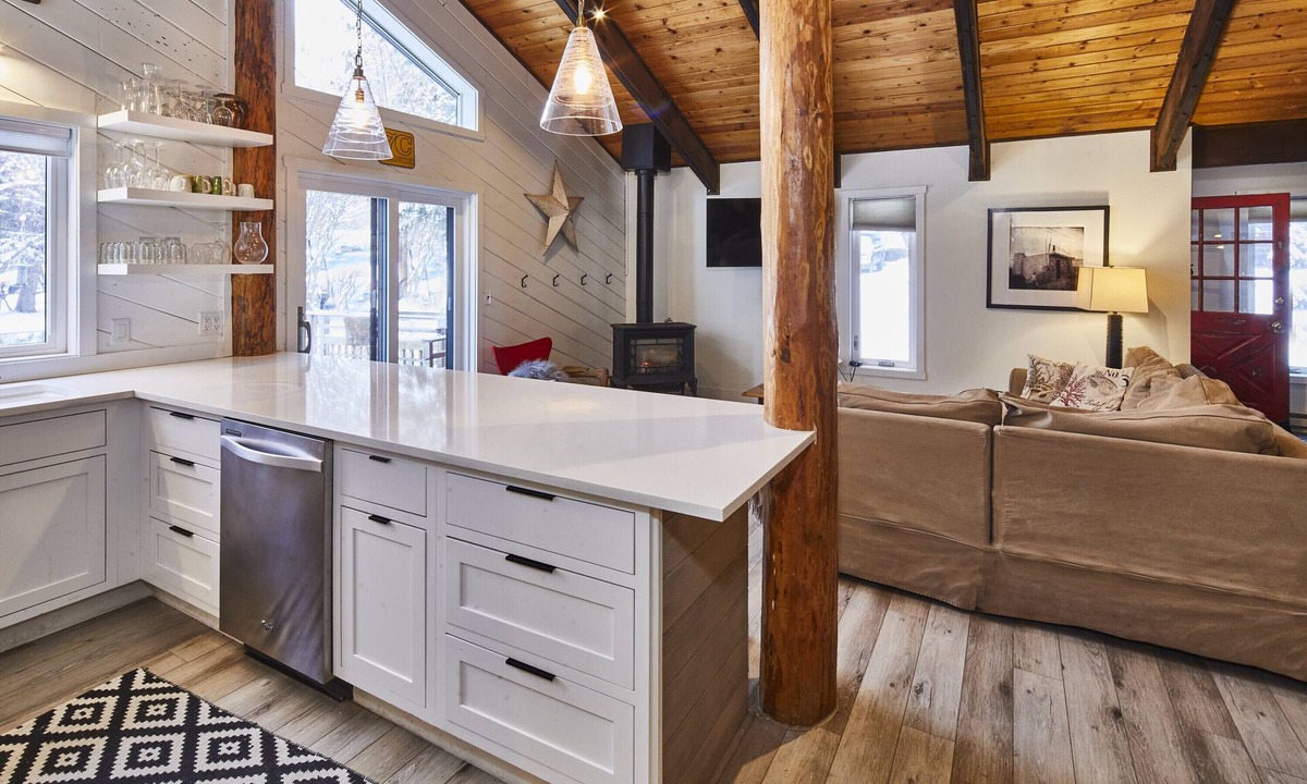 Jackson House | Walk to Snow King -InTown Jackson Hole