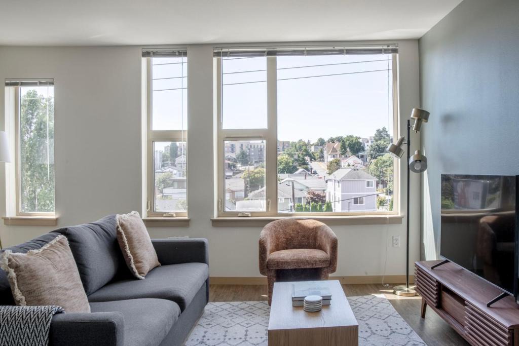 Wallingford Apartment | Wallingford jr 1br w shuffleboard nr shops SEA-625