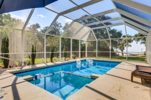 Gautier House | Waterfront Gulf Coast Home w/Outdoor Oasis!