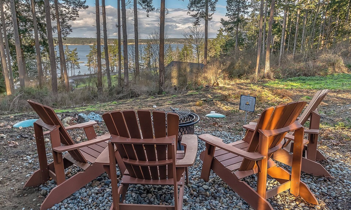 Coupeville Condo | Waterview Cozy 1-bedroom condo in beautiful Coupeville perfect for relaxing