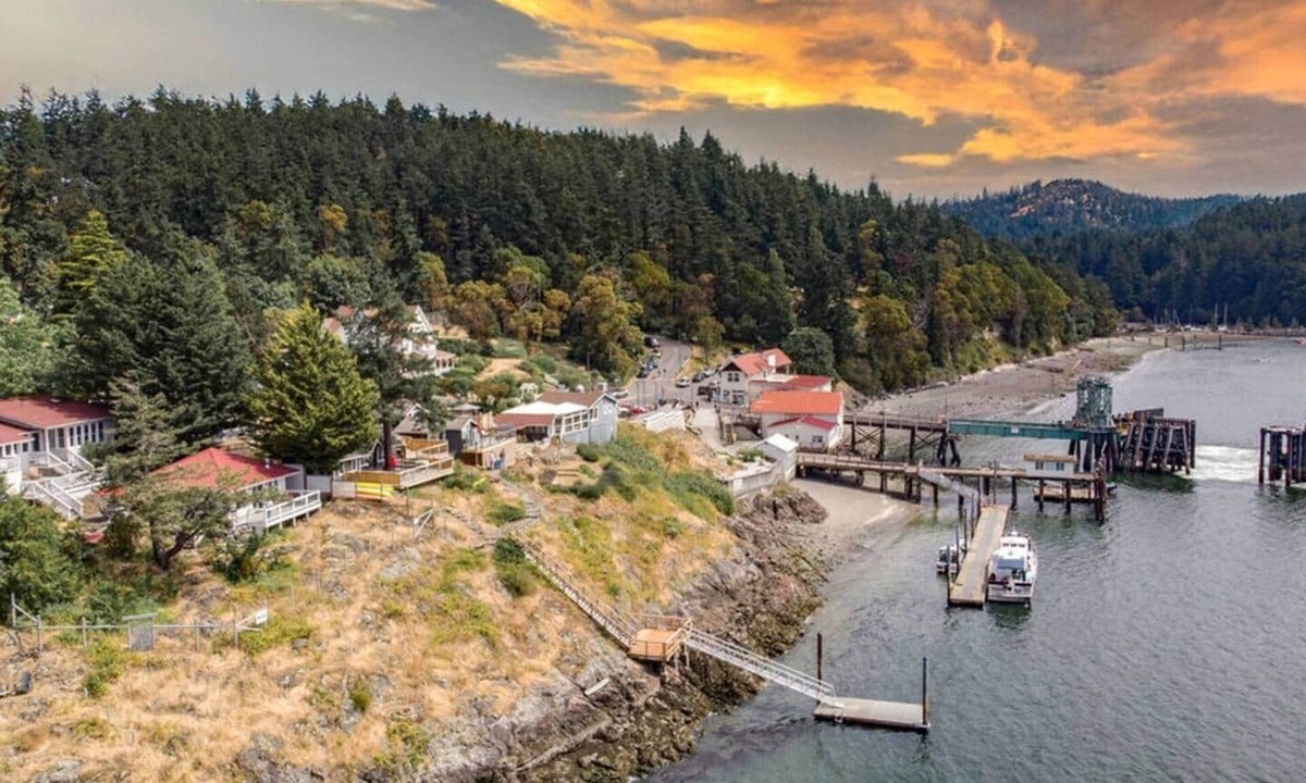 Orcas House | Waveside on Orcas Ferry Terminal