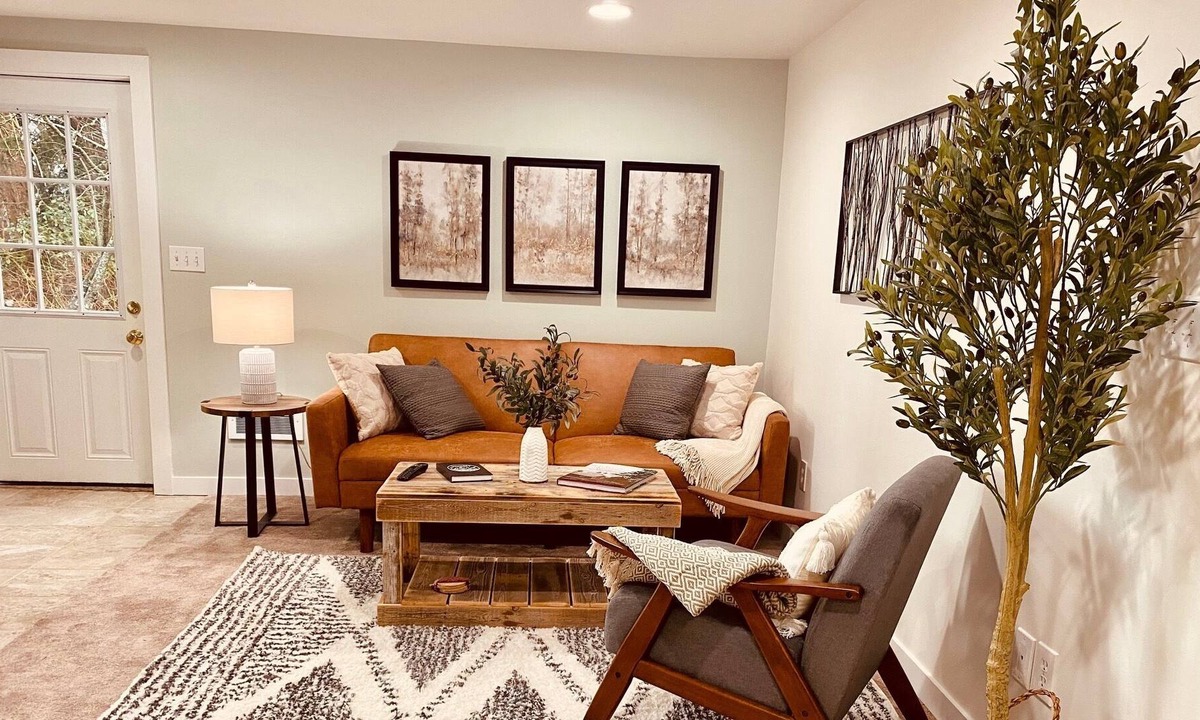 Clinton Cottage | Welcome to Whidbey's Bluff Cottage!