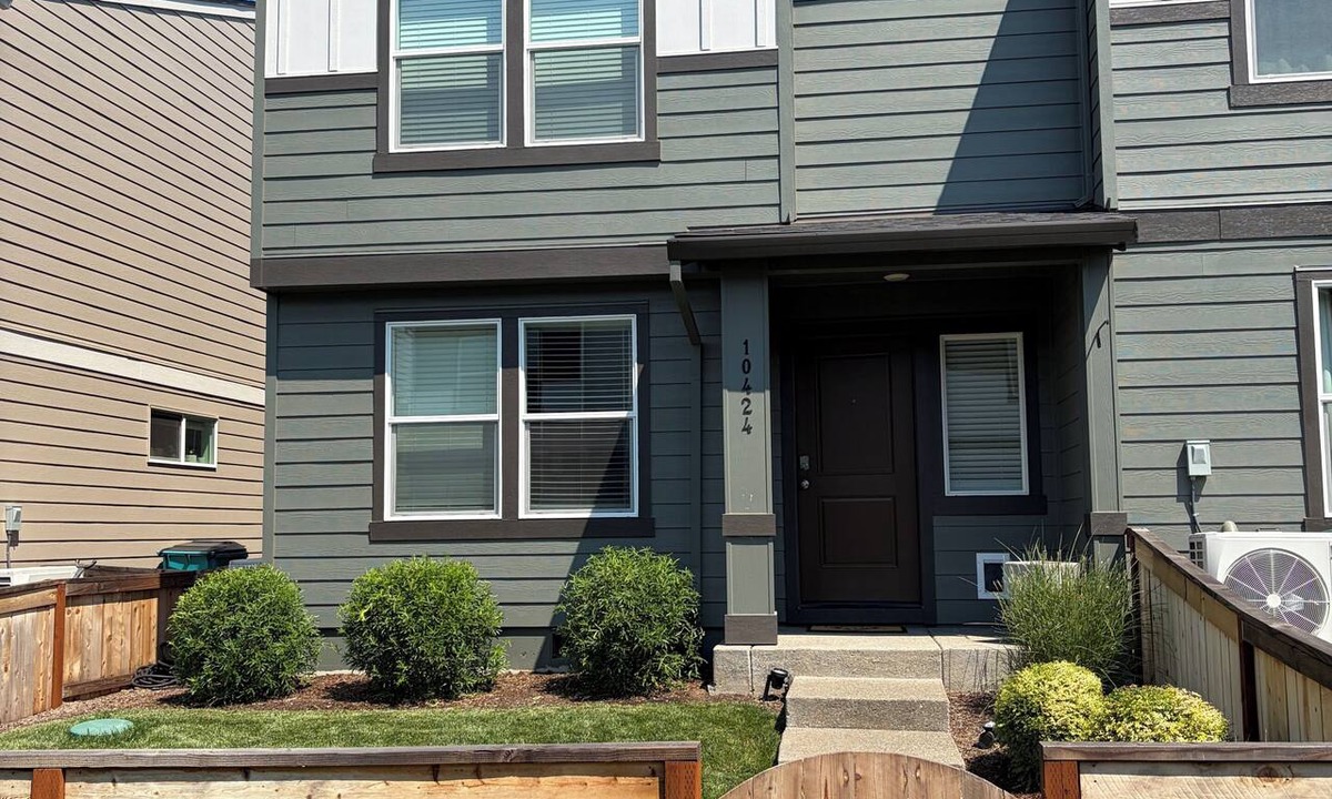 Vancouver House | Welcome to Your Pacific Northwest Retreat