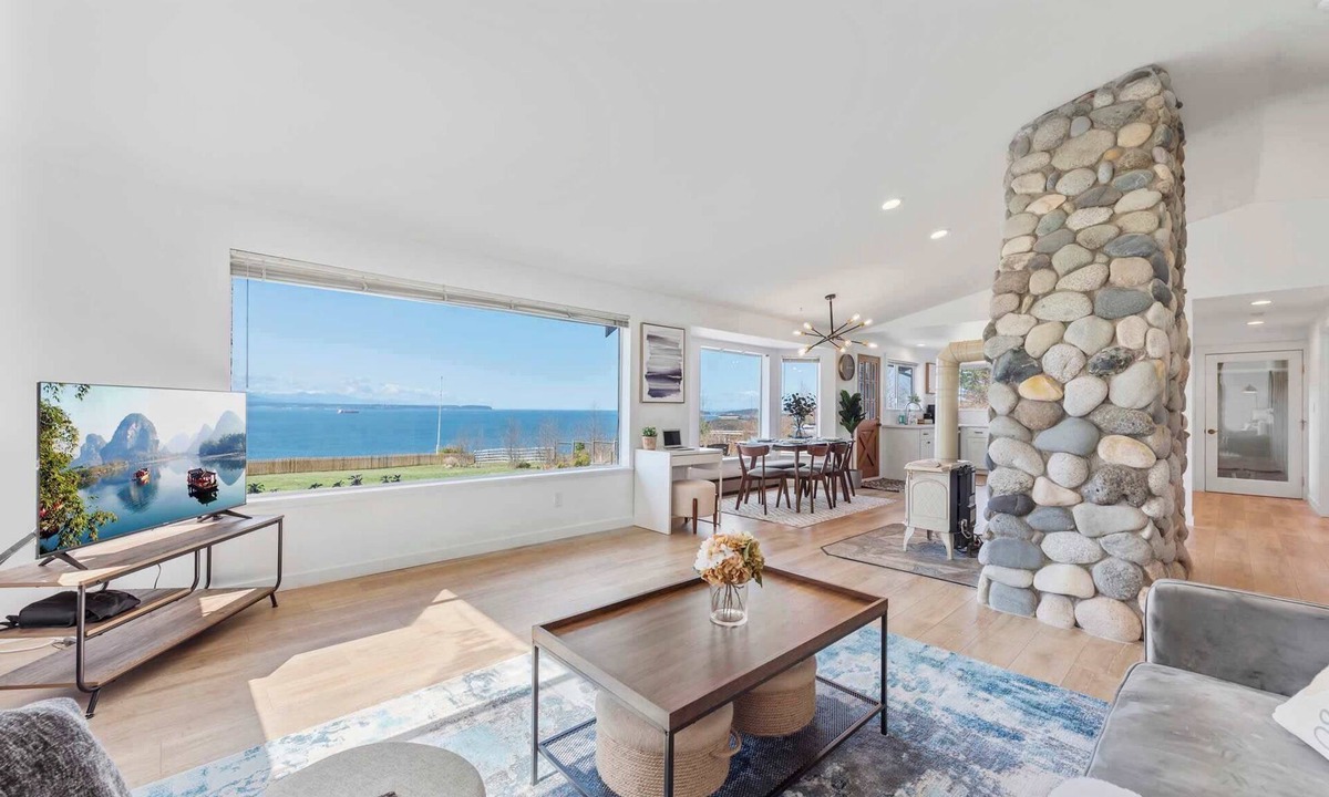 Coupeville House | Whidbey Island Getaway with Unobstructed Ocean Views